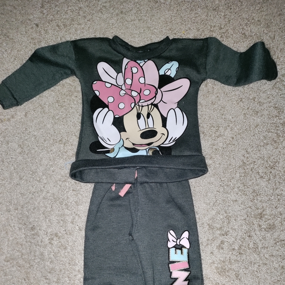 Disney Minnie Mouse outfit